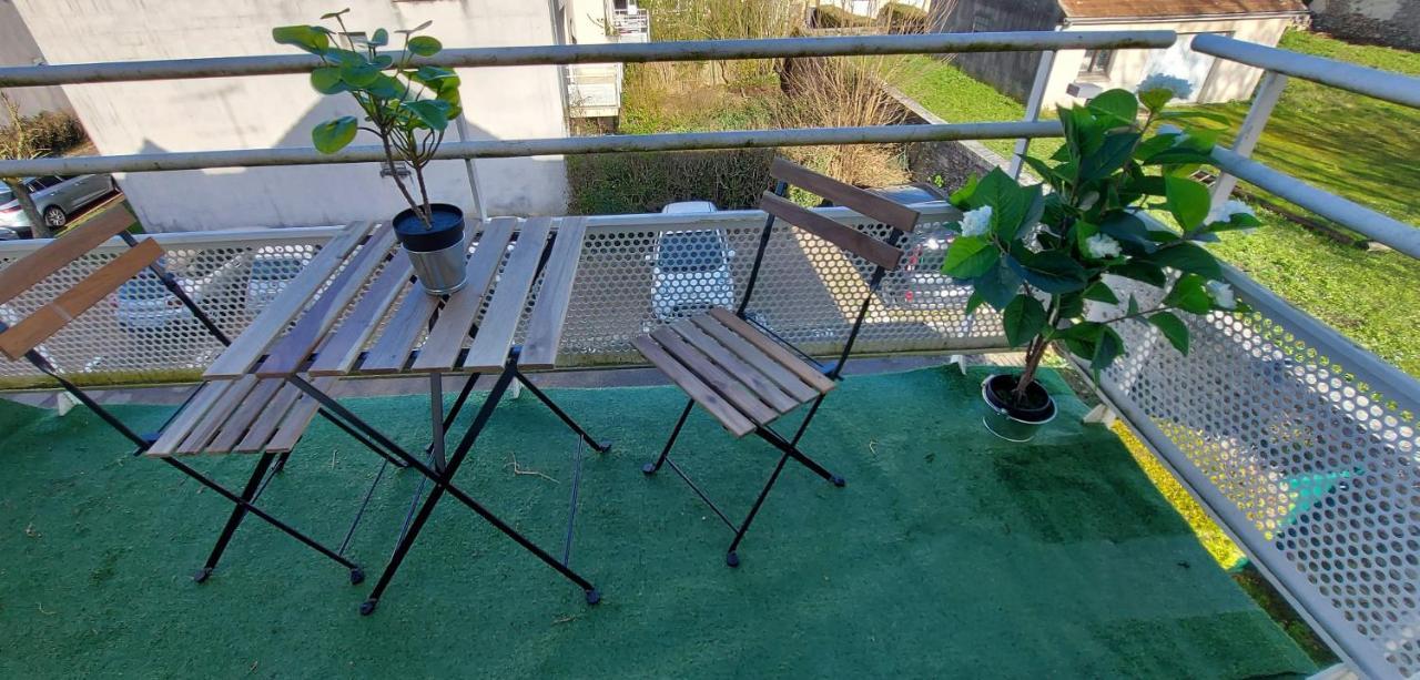 Apartment Le Stop N'go Cdg - Airport - Asterix - Paris